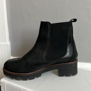 Anthropologie leather Ankle boots size 39